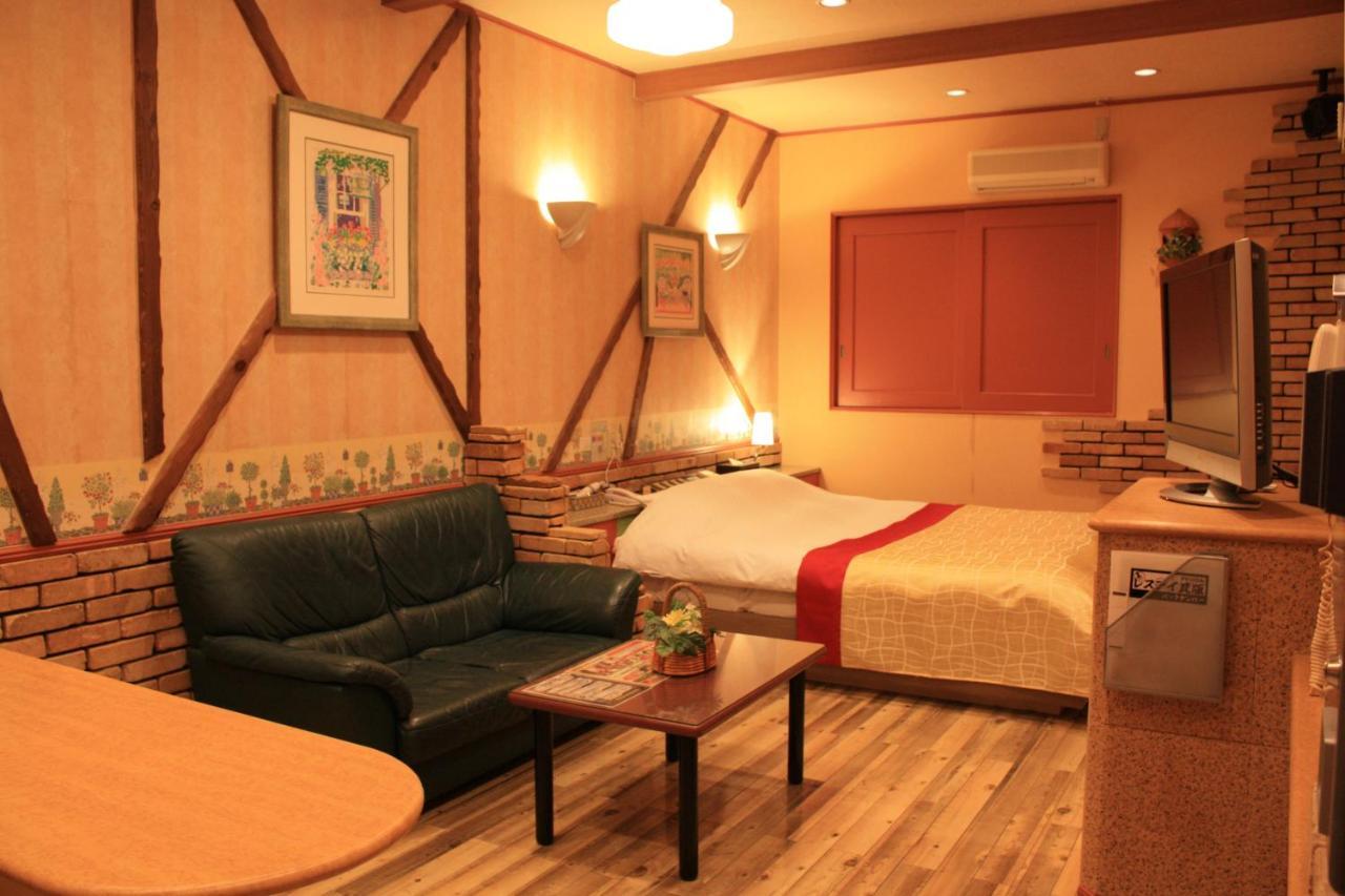 Restay Moon (adults Only) Love hotel *